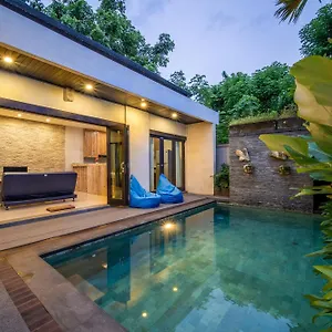 Viros Luxury 2br Private Pool Jimbaran